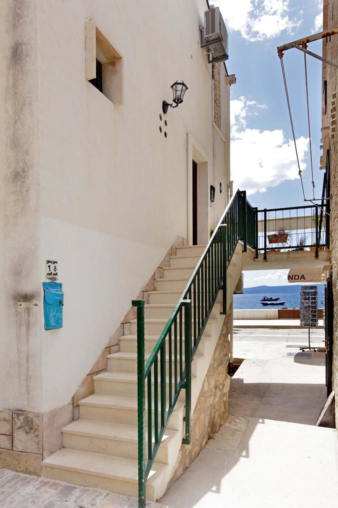 בול Amazing Waterfront Apartments מראה חיצוני תמונה
