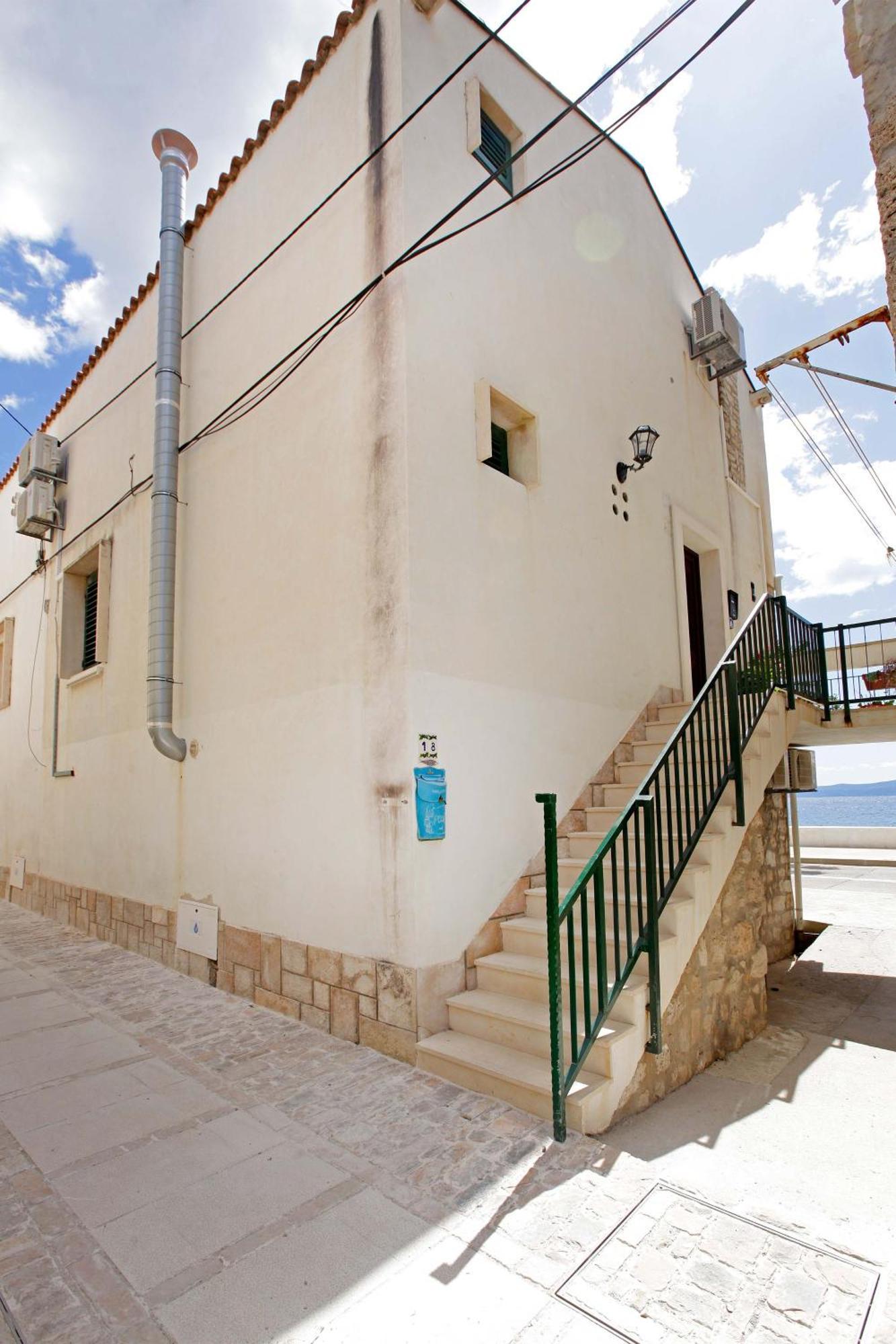בול Amazing Waterfront Apartments מראה חיצוני תמונה