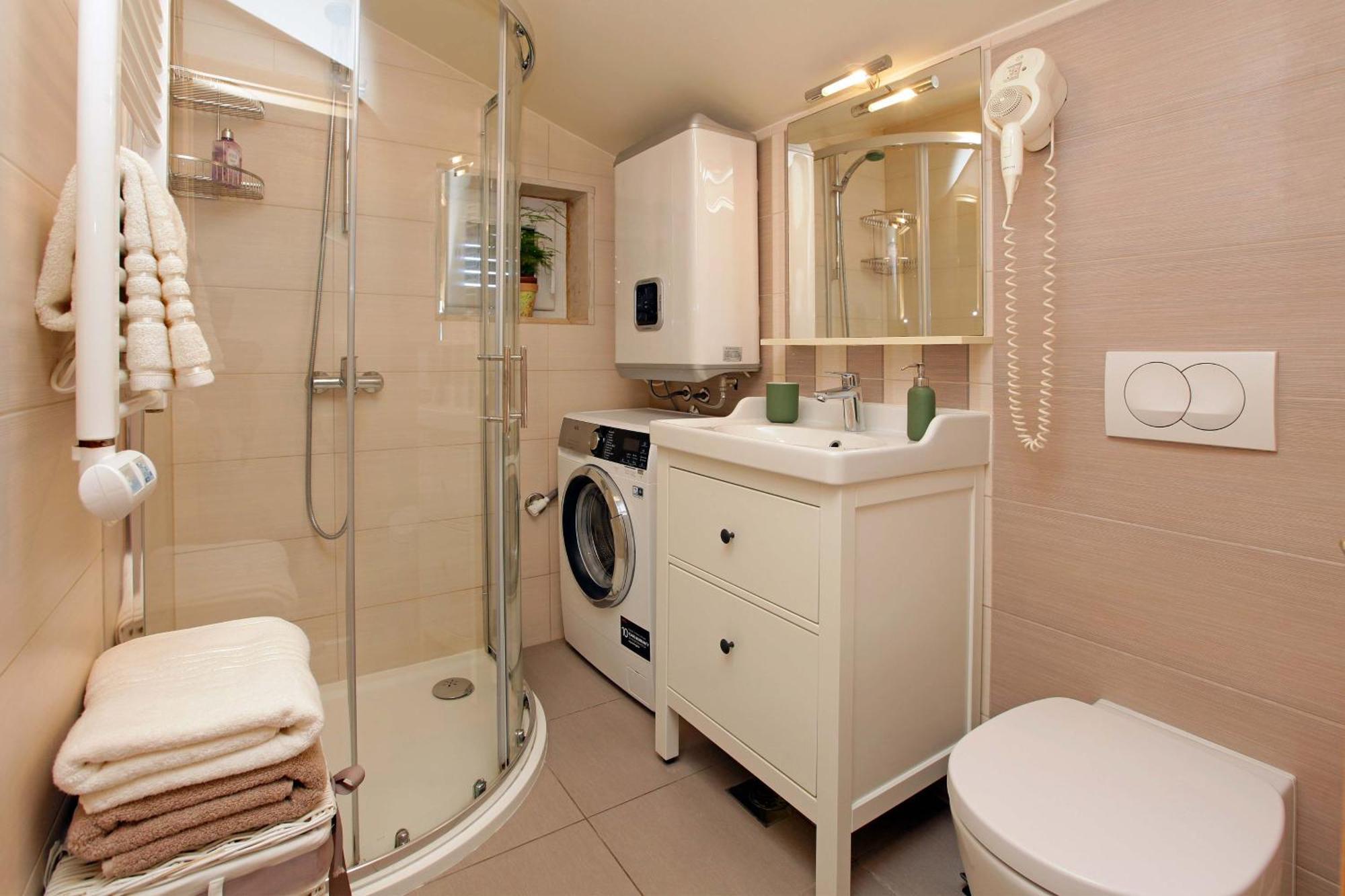 בול Amazing Waterfront Apartments מראה חיצוני תמונה