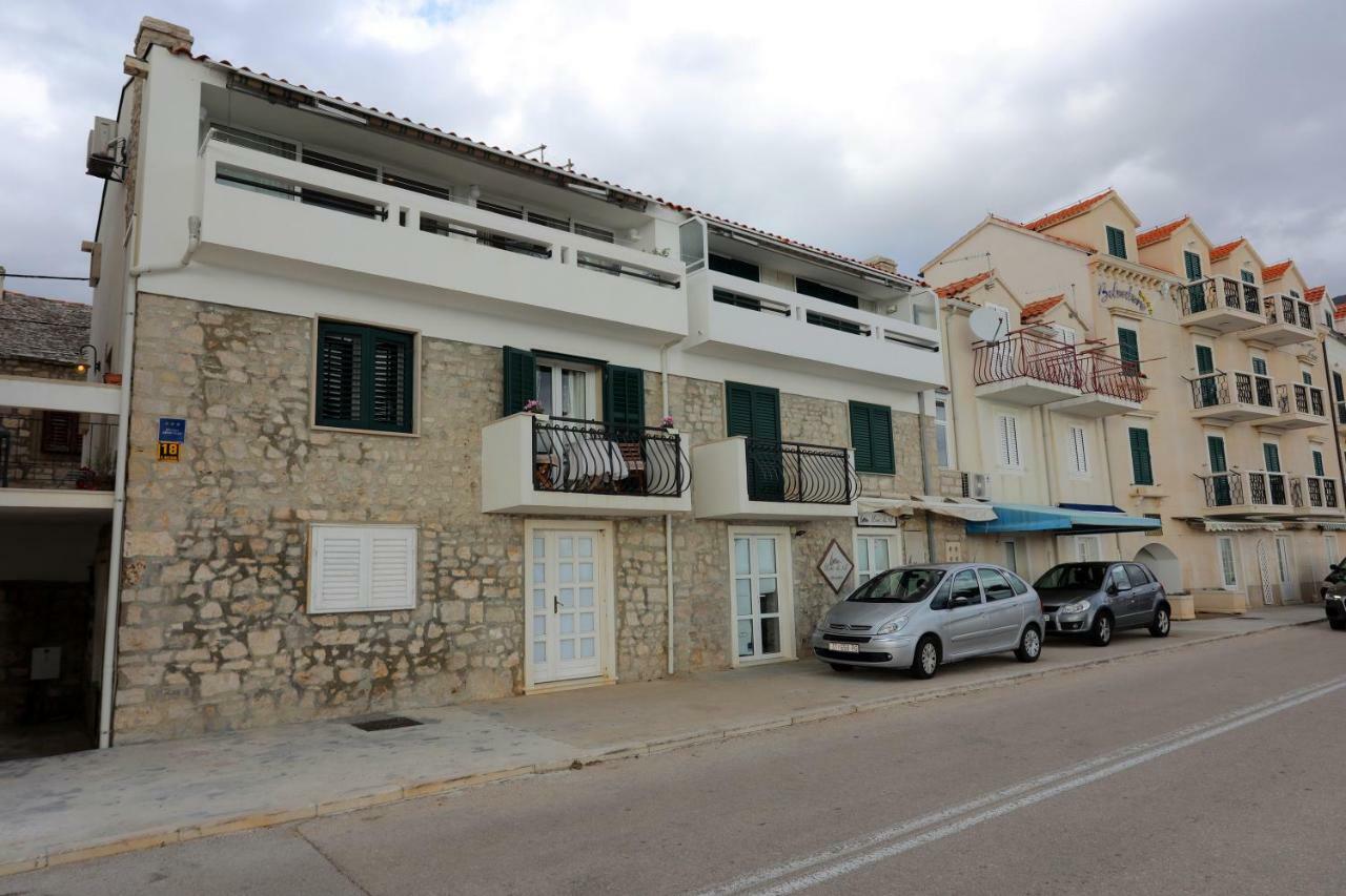 בול Amazing Waterfront Apartments מראה חיצוני תמונה